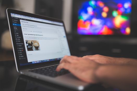 Boost Your Blog's Community: Strategies for Engaging and Retaining Readers